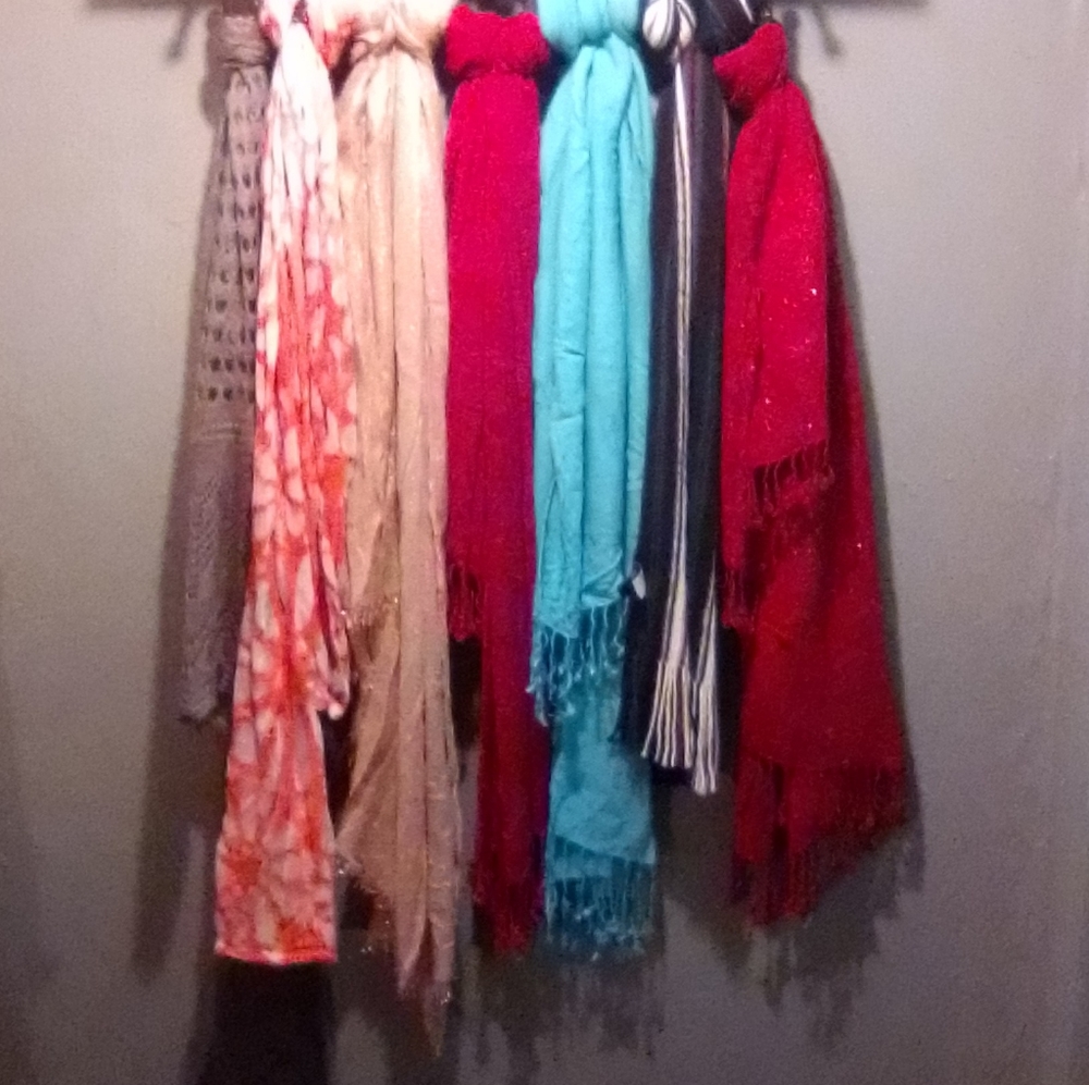 Scarves, 7 Lg. assortments